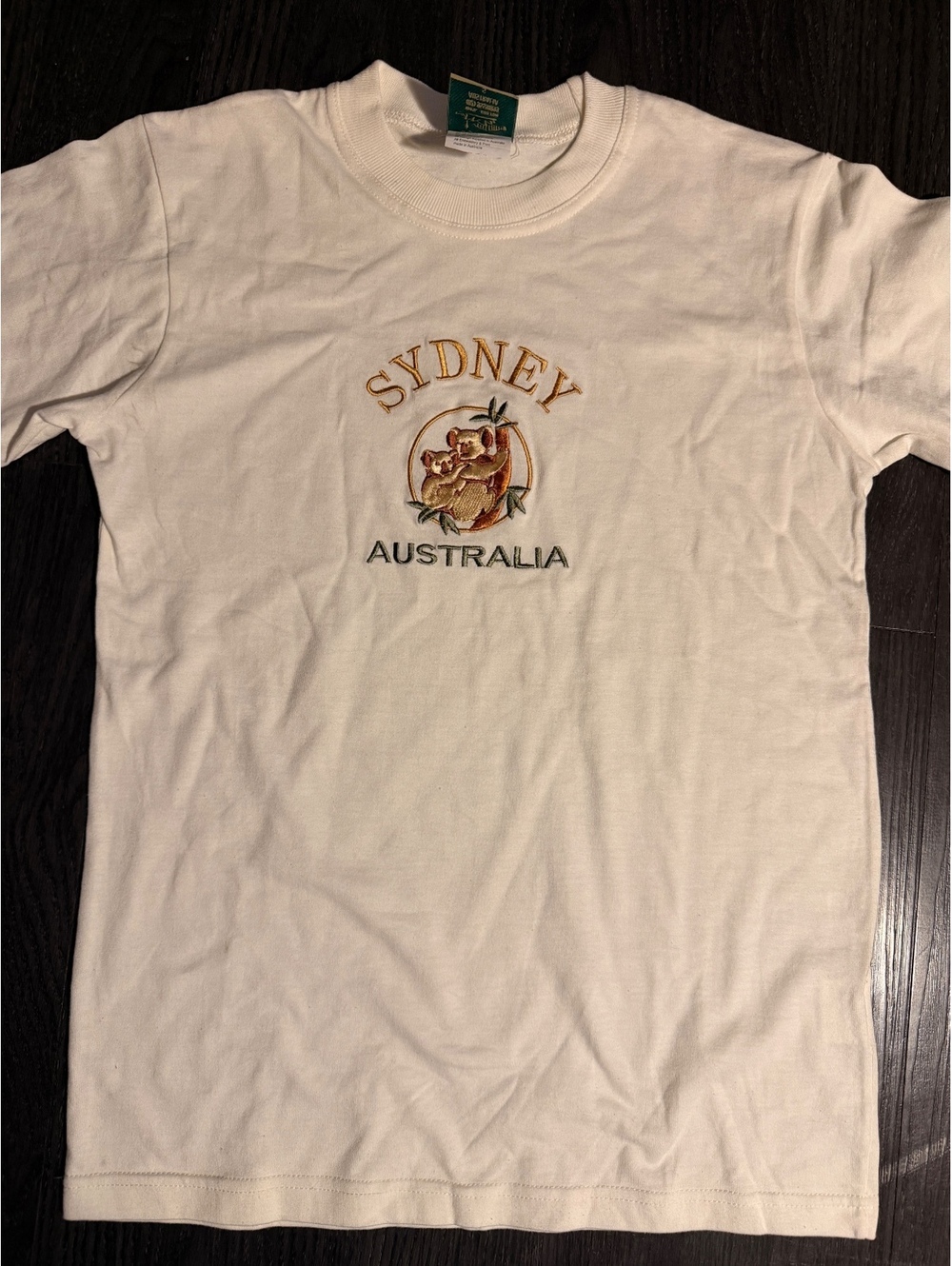 Vintage 90s Syanee Sydney Australia Koala Embroidered Tee S